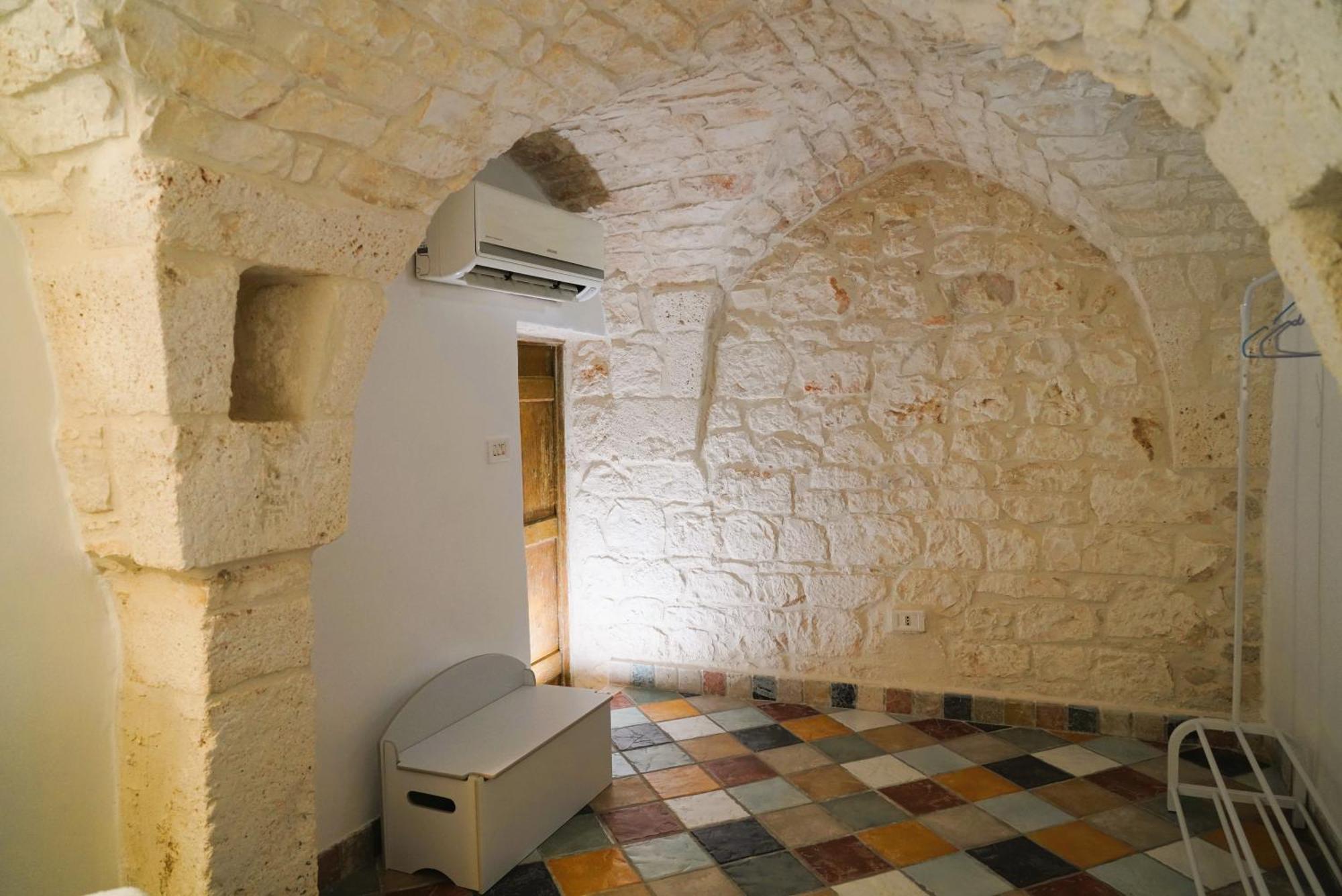 Domus Magistri - A Pochi Passi Dal Centro Storico Villa Ostuni Exterior photo